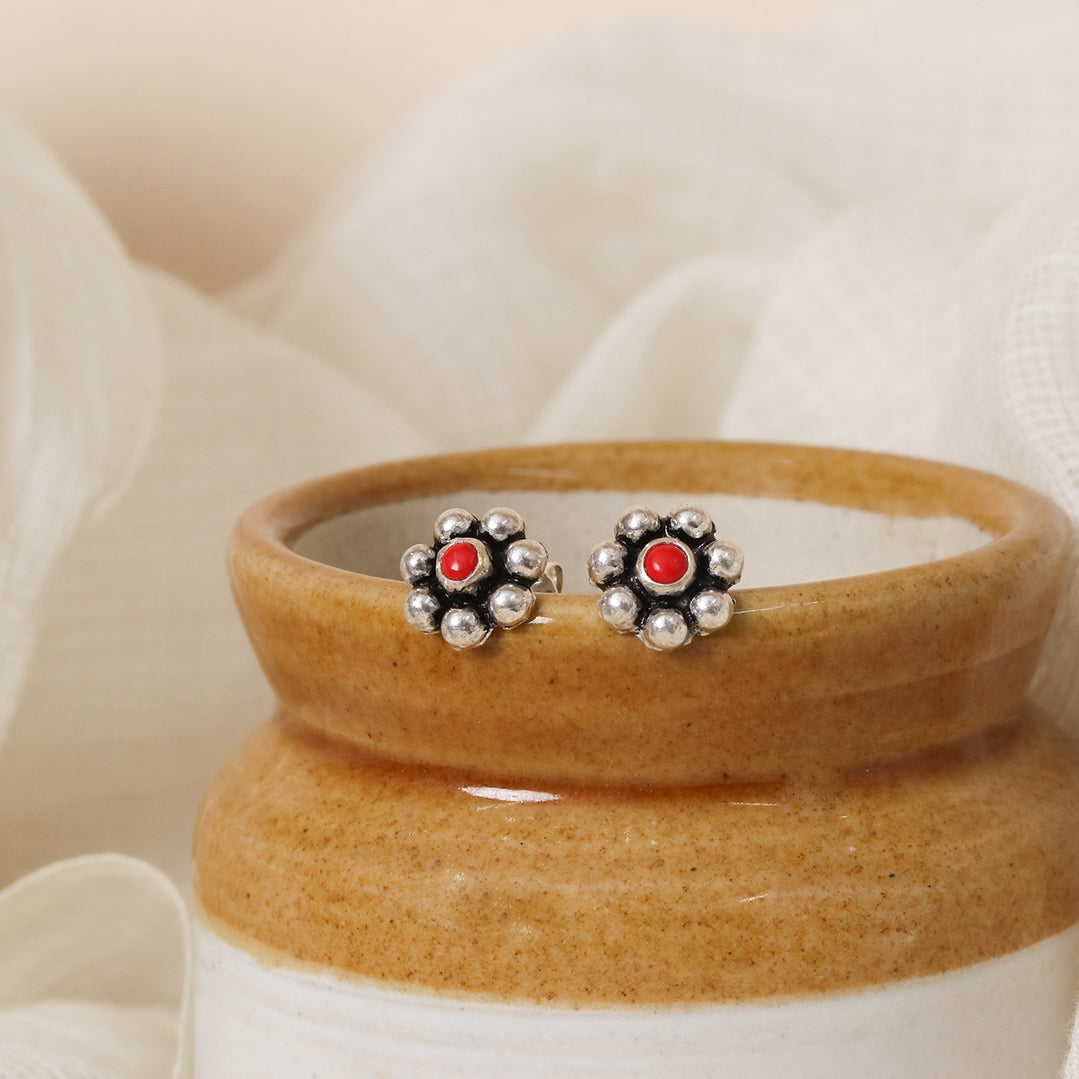 Coral Kudi Studs