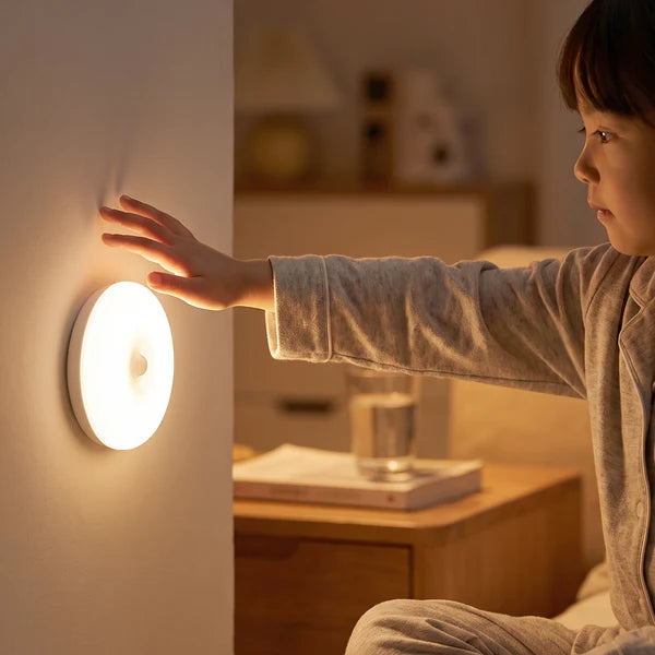 Motion Sensor LED Light, Rechargeable Wireless Night Light with PIR Sensor (1 Set)
